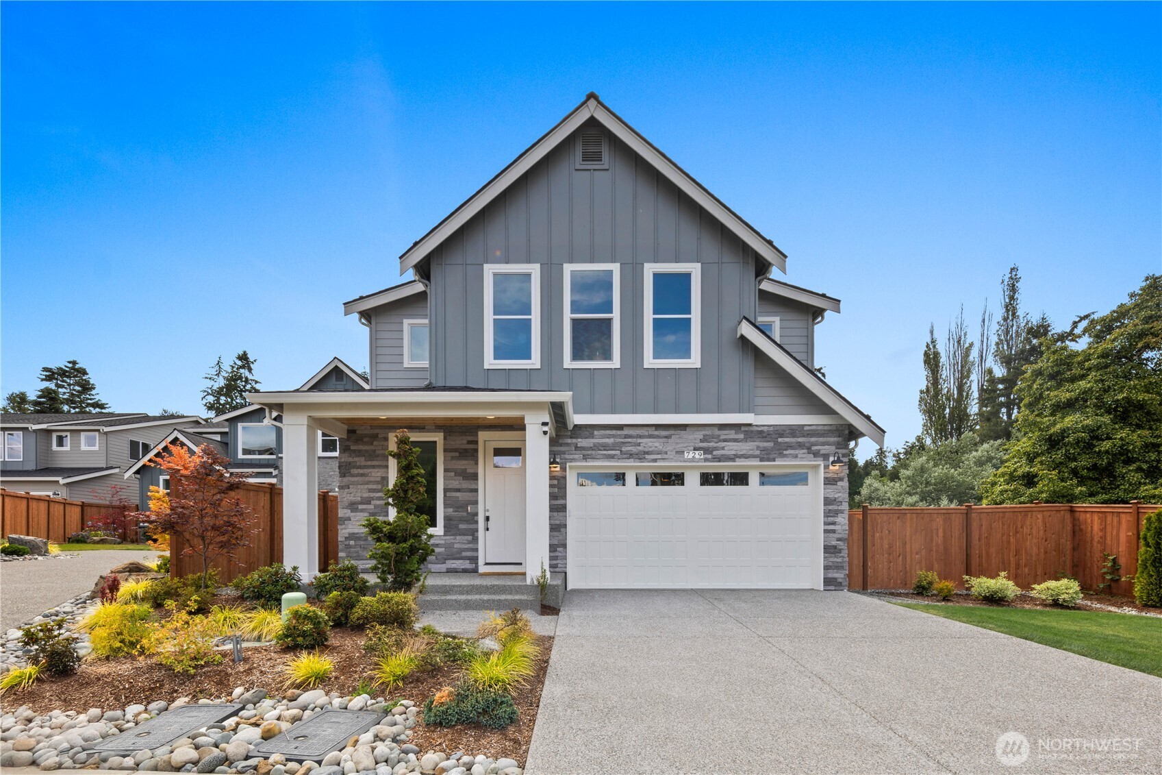729 211th Place Property Photo 1