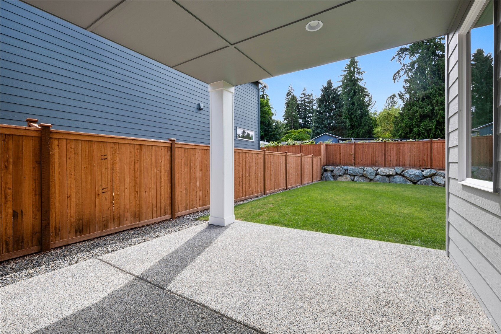 729 211th Place Property Photo 29