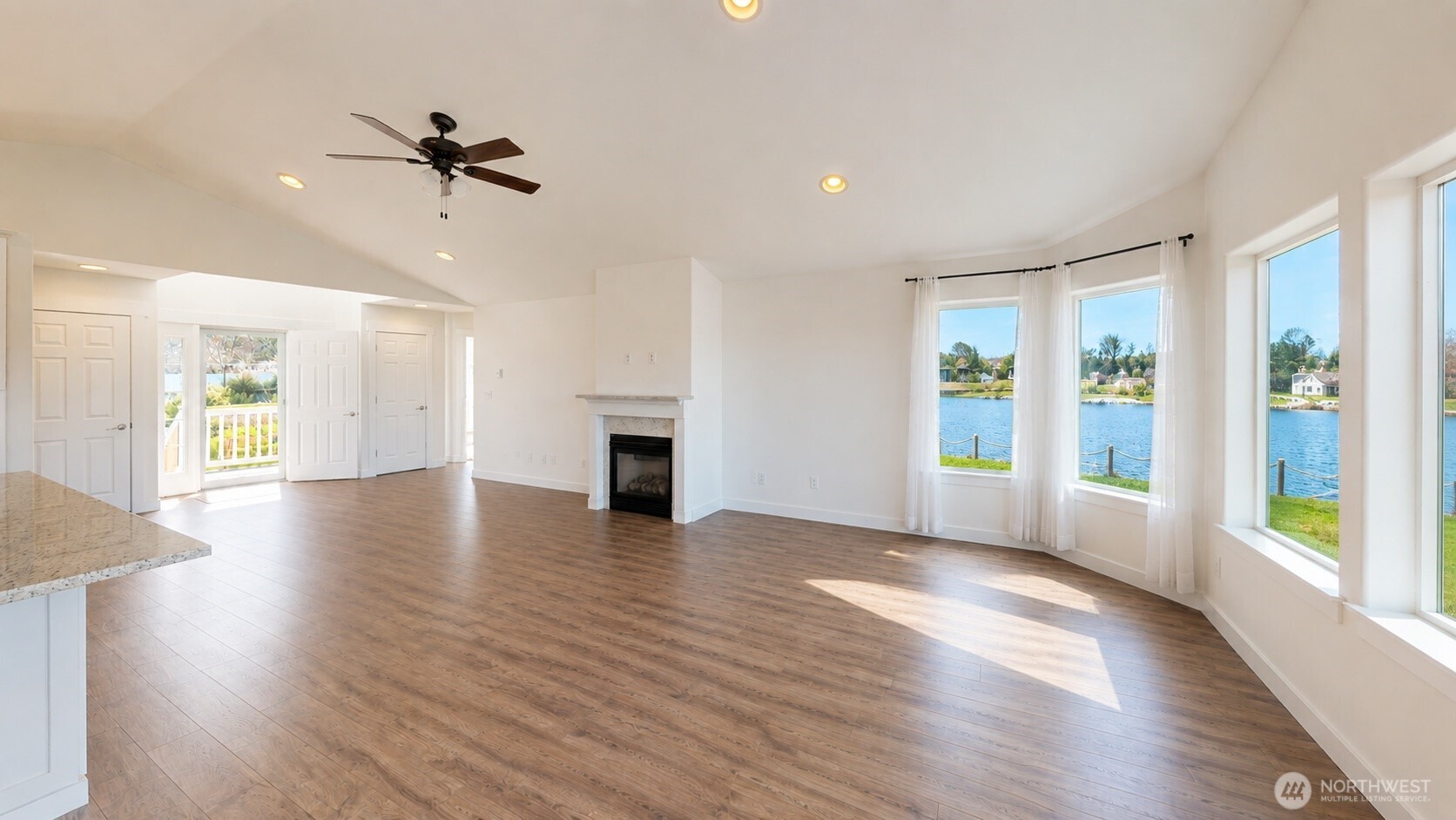 571 E Chance A La Mer Property Photo 10