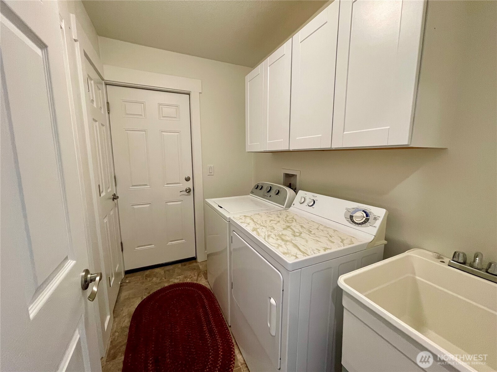 571 E Chance A La Mer Property Photo 17