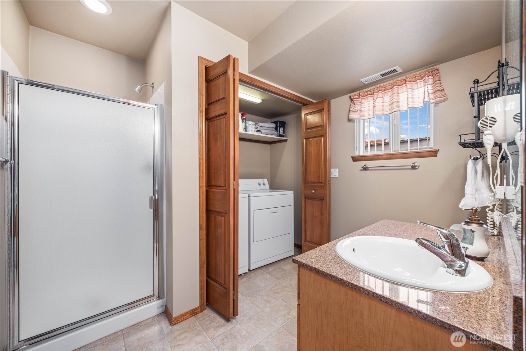 222 Parkway Drive Property Photo 29