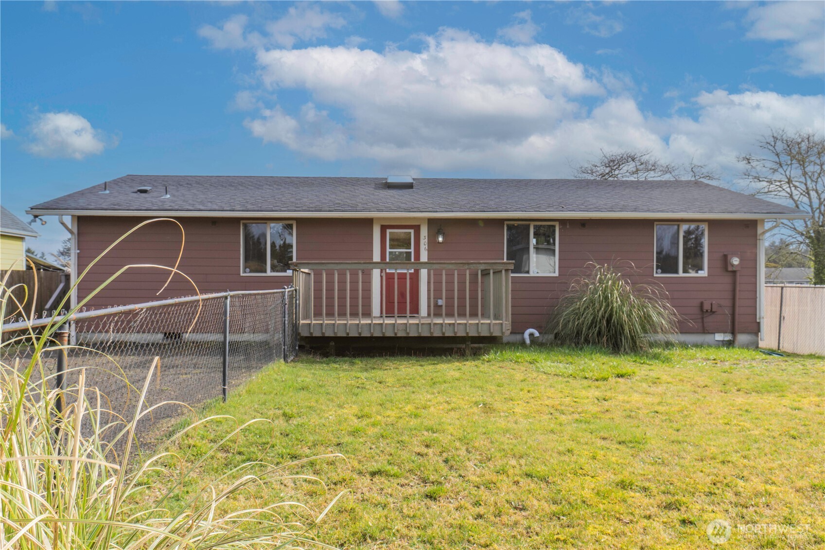 306 Point Brown Avenue Property Photo 15