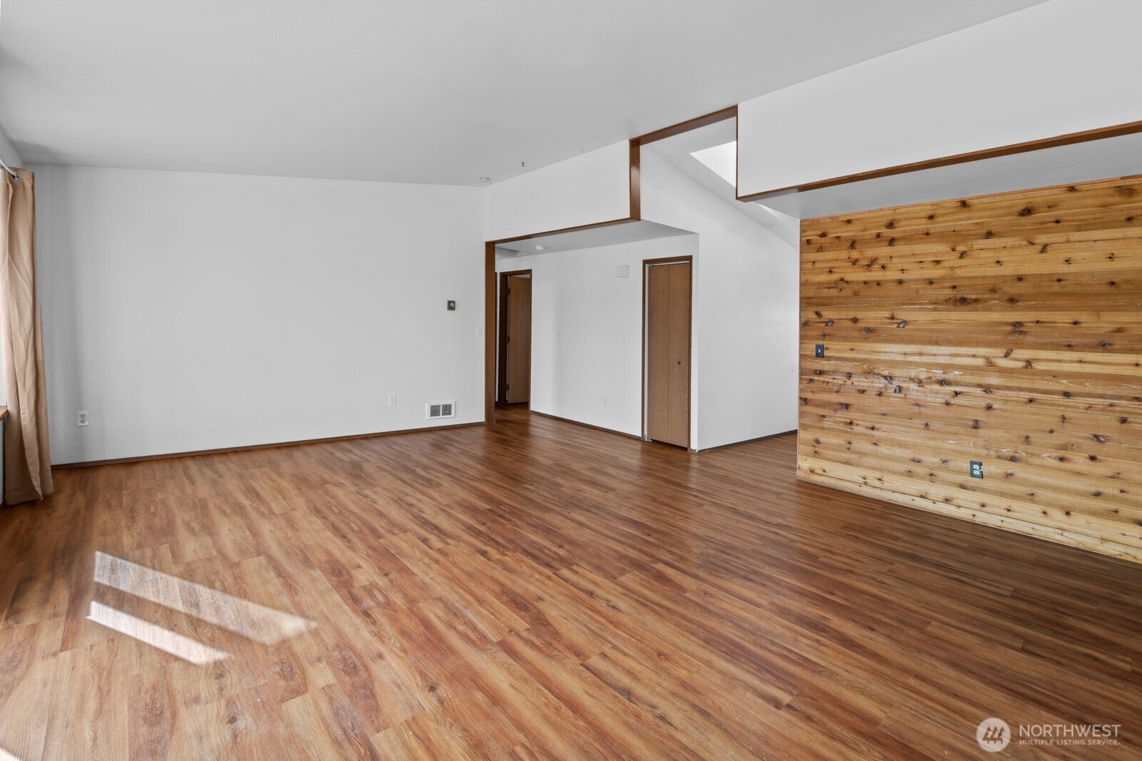 306 Point Brown Avenue Property Photo 25