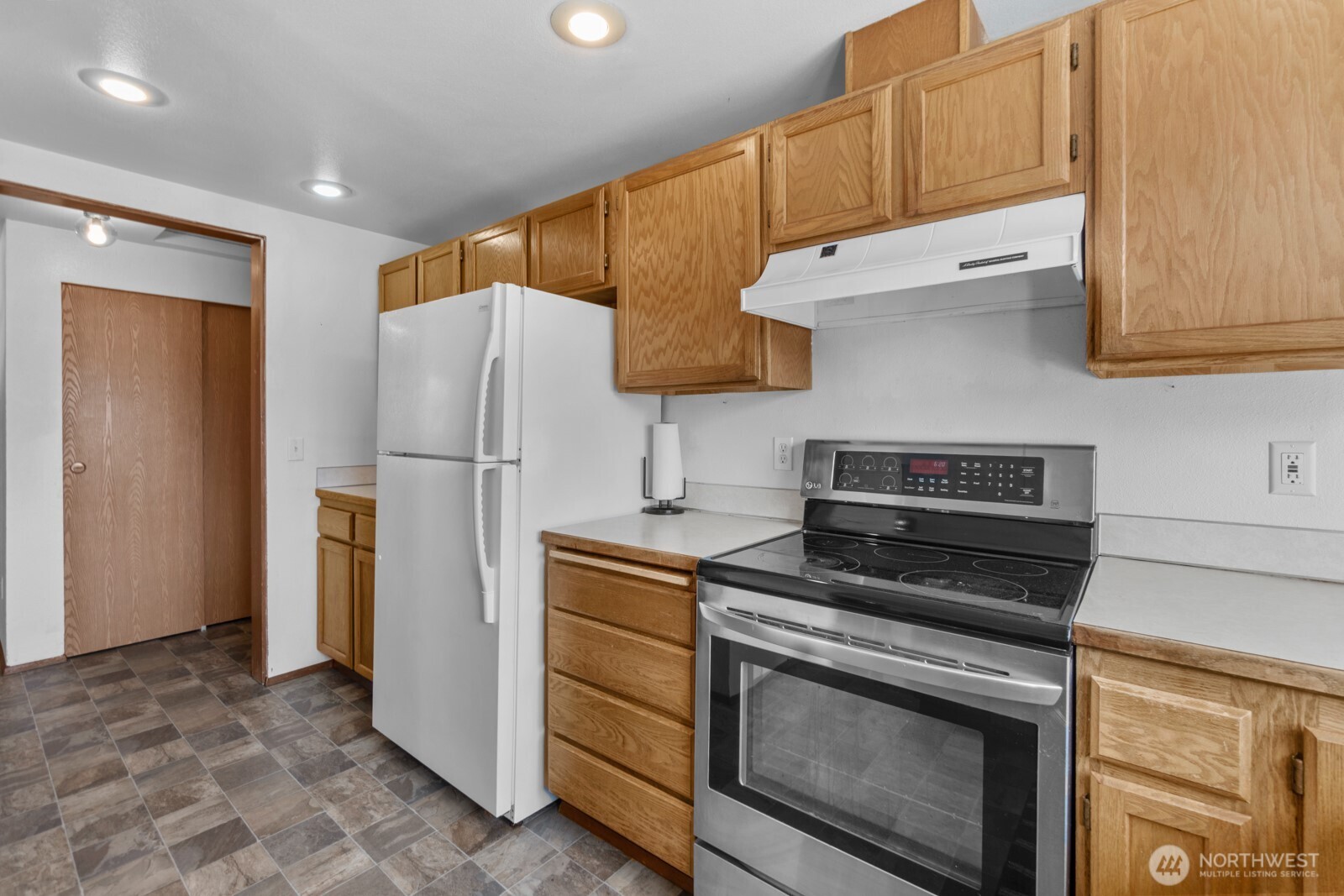 306 Point Brown Avenue Property Photo 29