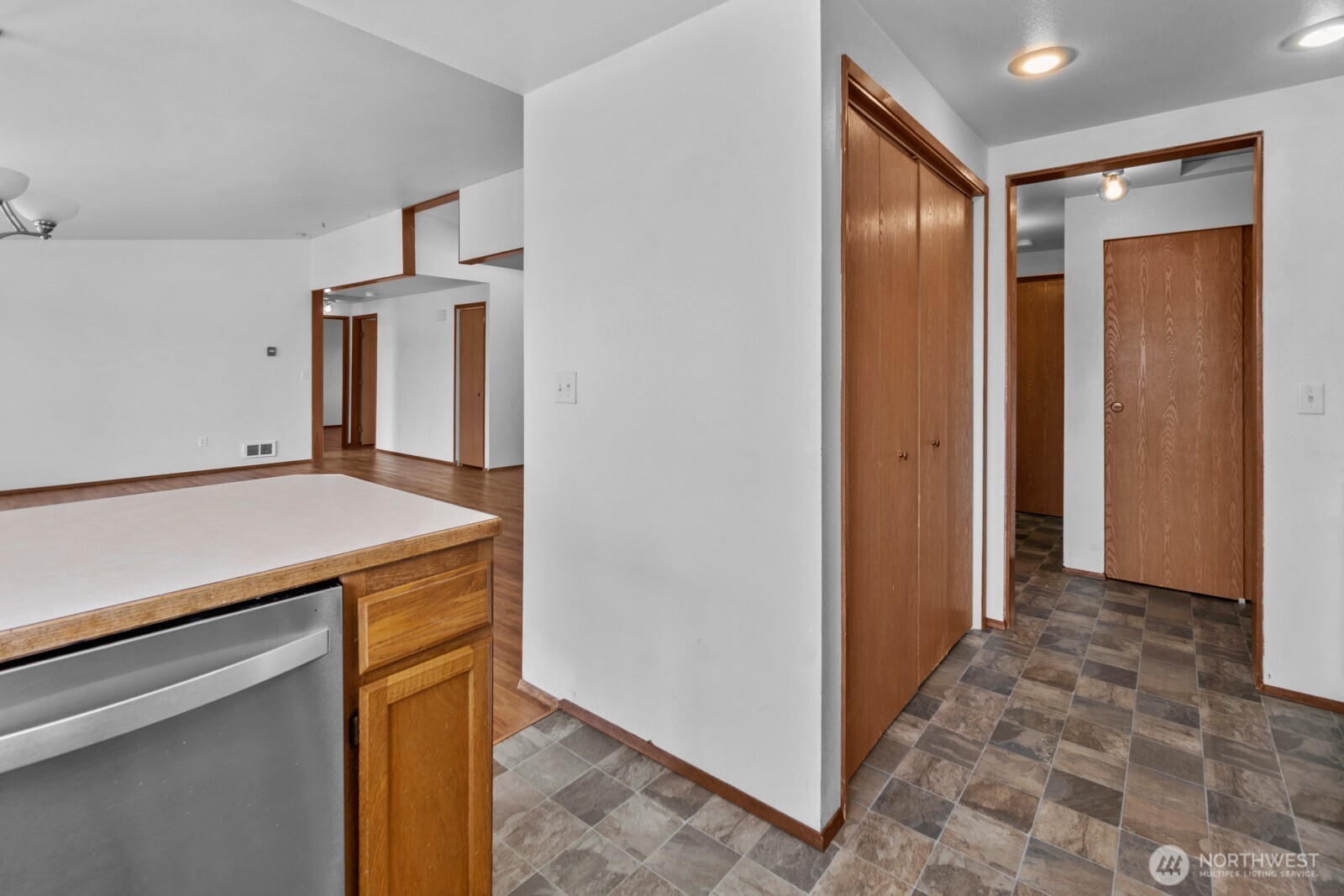 306 Point Brown Avenue Property Photo 30