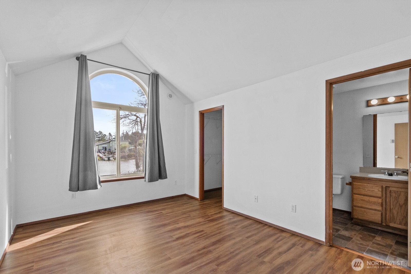 306 Point Brown Avenue Property Photo 32