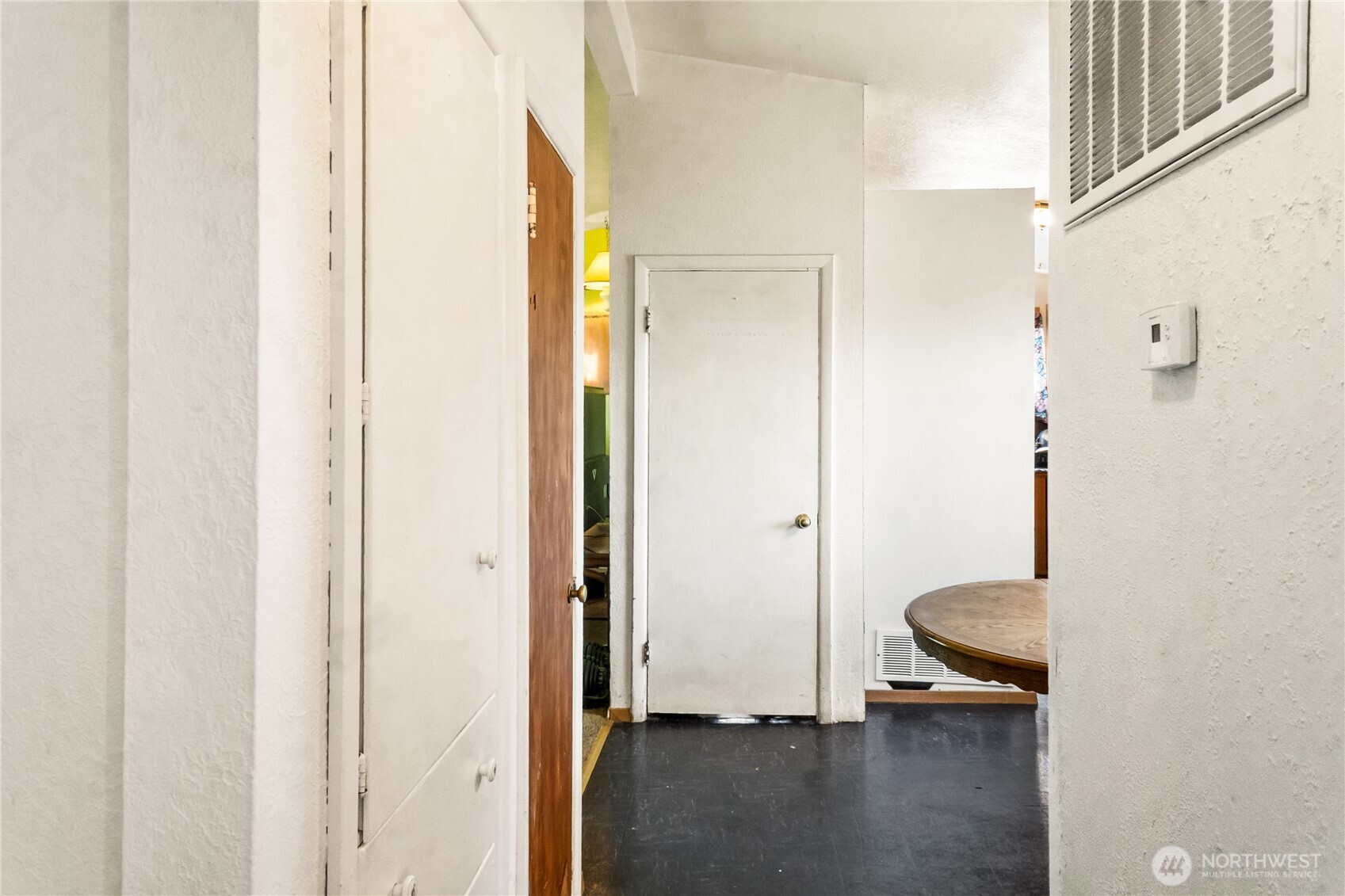 2284 W Rainier Road Property Photo 16