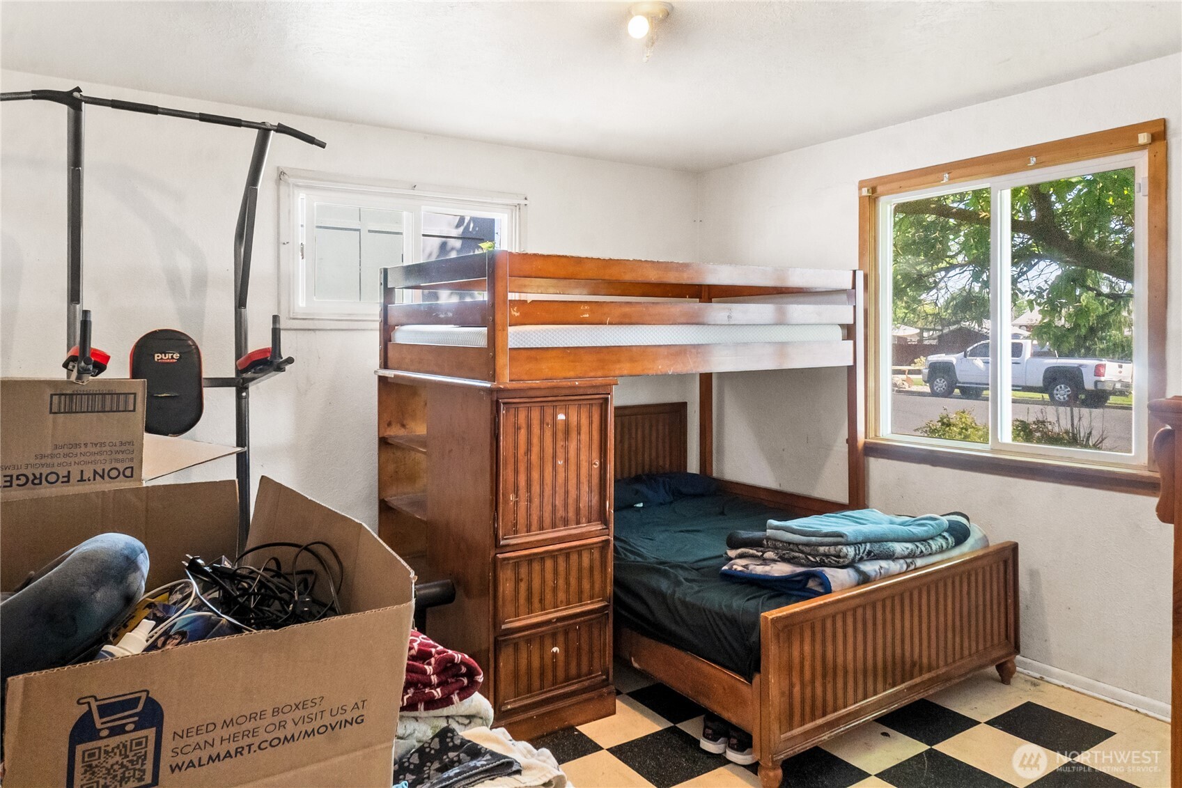 2284 W Rainier Road Property Photo 19