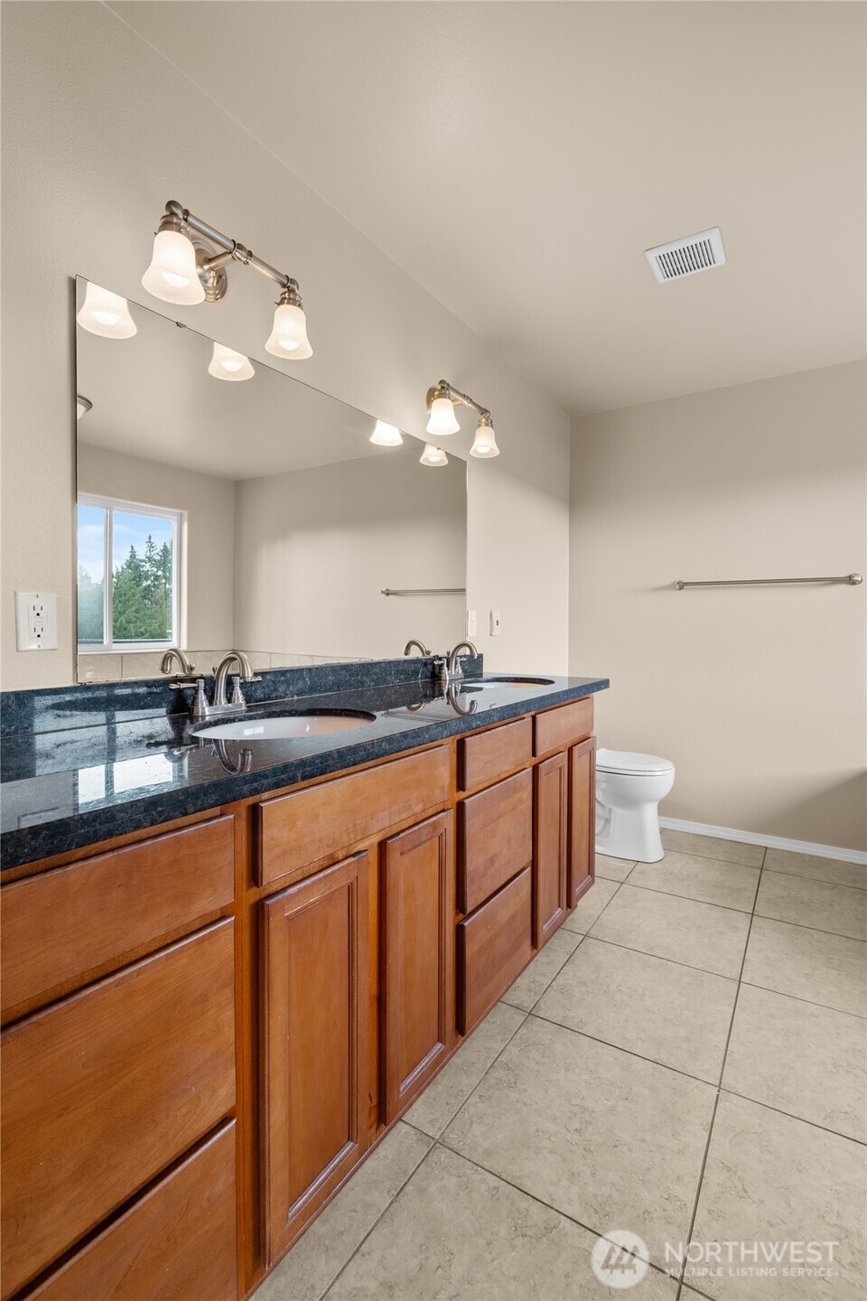 231 E Linda Vista Court Property Photo 17