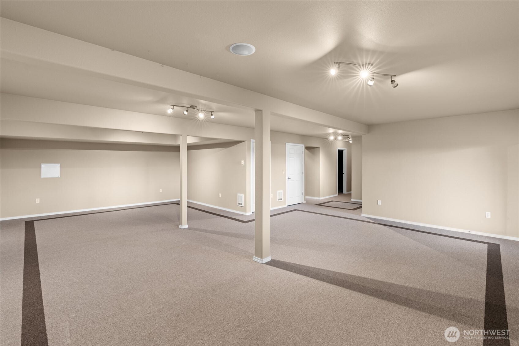 231 E Linda Vista Court Property Photo 24