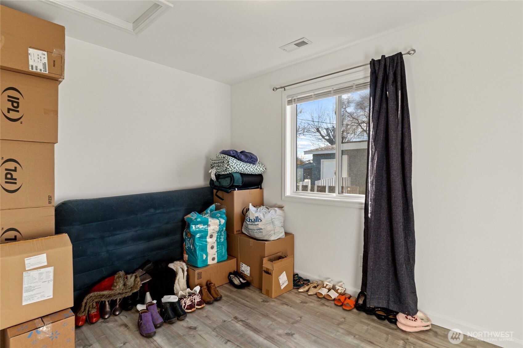 2427 W Texas Street Property Photo 17