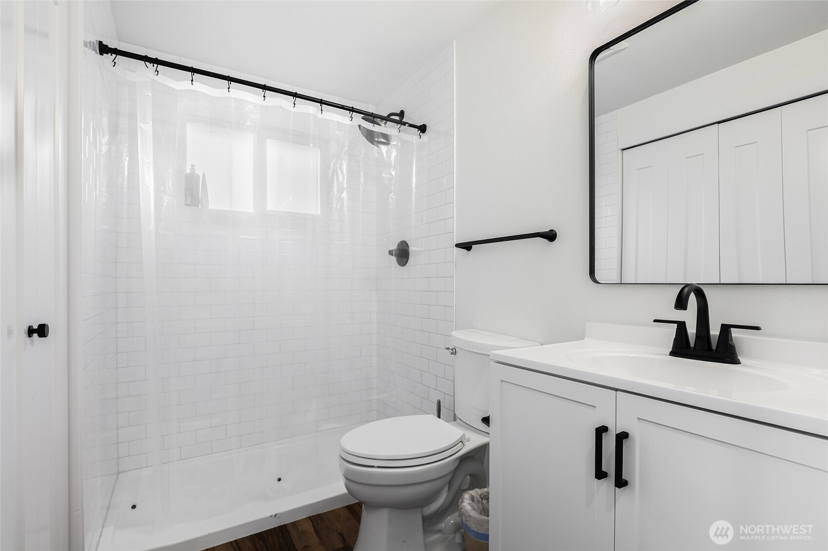 14517 Meridian Avenue Property Photo 7