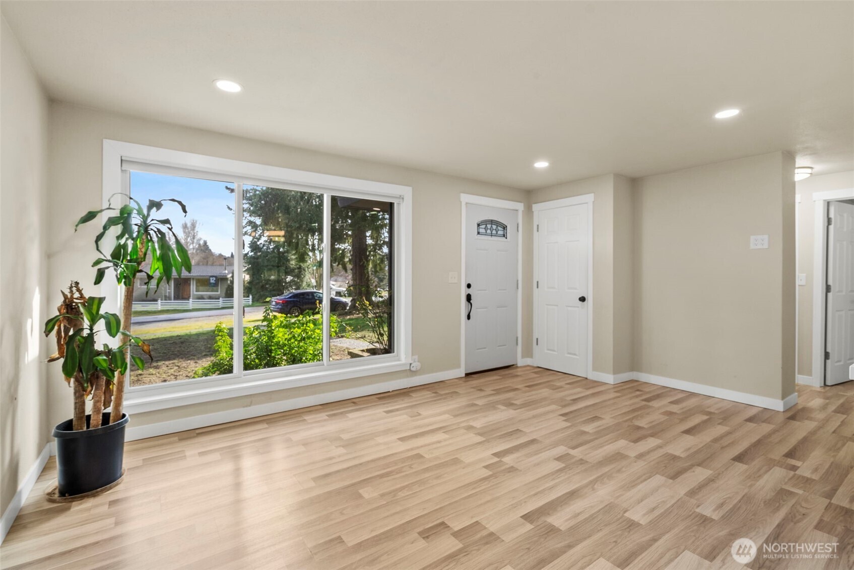 3012 Sw 102nd Street Property Photo 4
