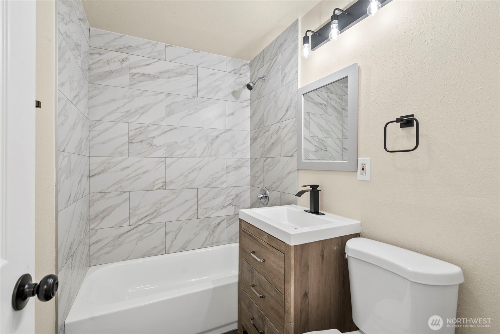 3012 Sw 102nd Street Property Photo 10
