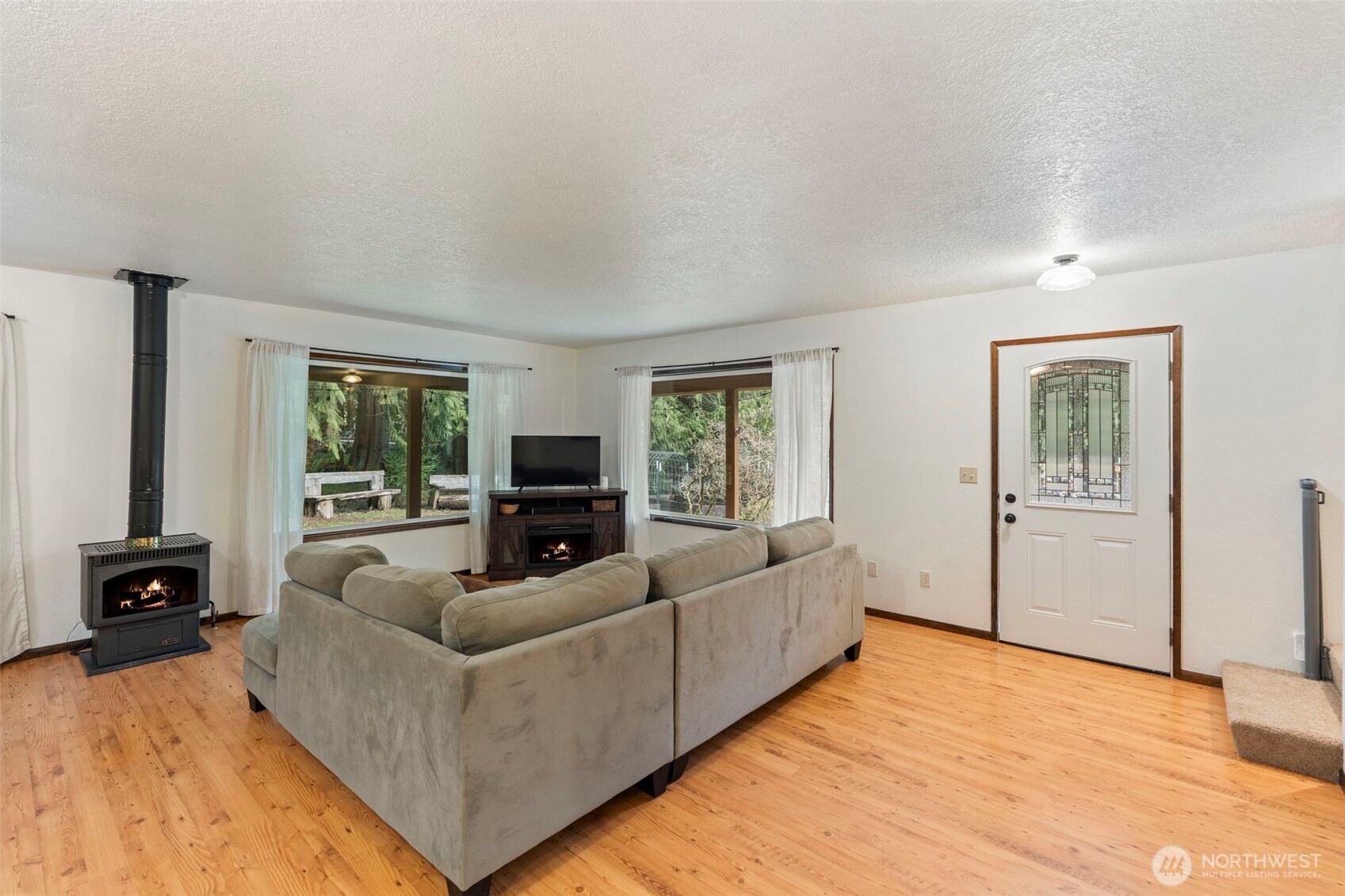 209 Alpha Way Property Photo 8