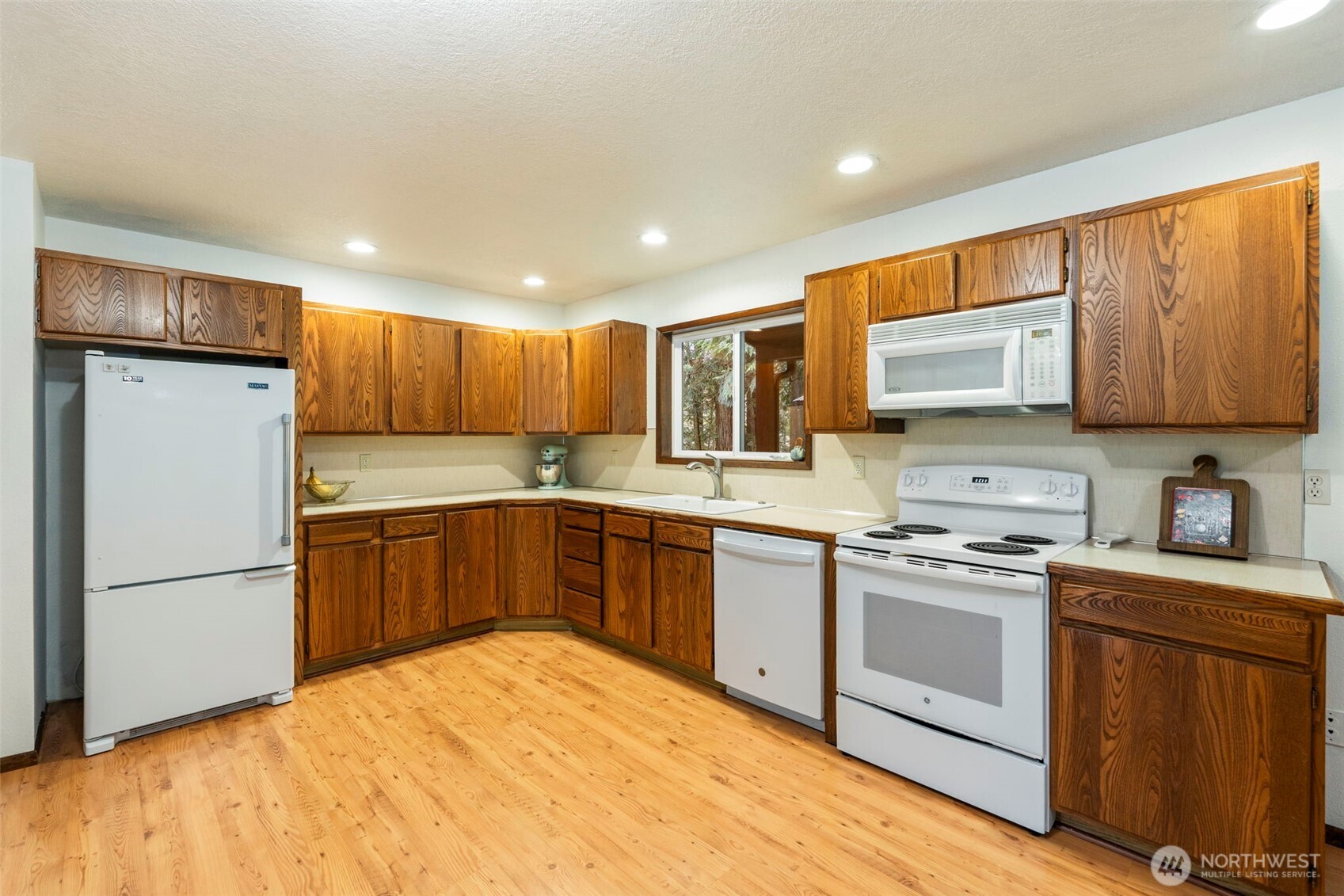 209 Alpha Way Property Photo 10