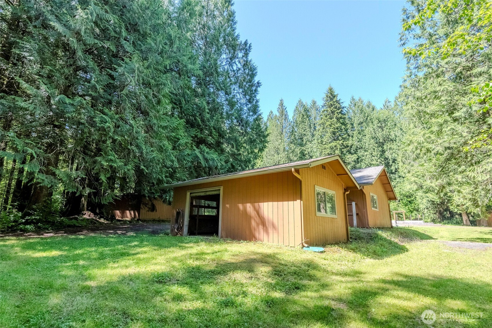 209 Alpha Way Property Photo 33