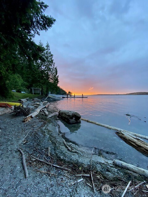 1268 Island Drive Property Photo 4