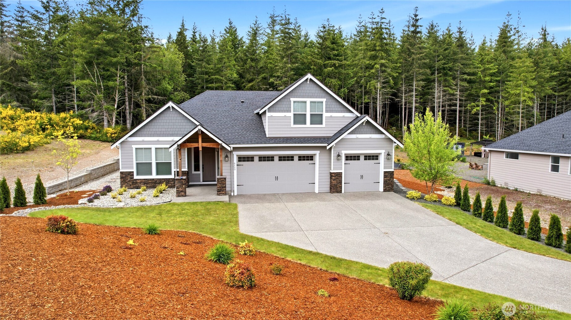 5487 Skyfall Place Property Photo 2