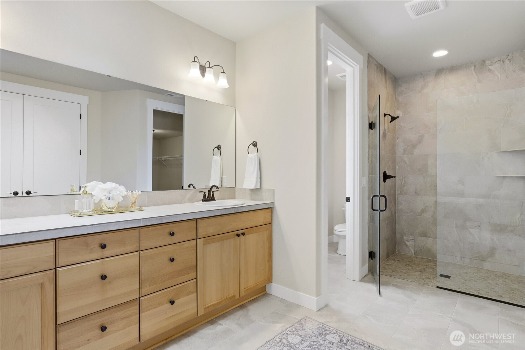 5487 Skyfall Place Property Photo 22