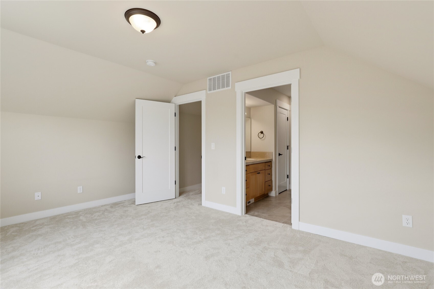 5487 Skyfall Place Property Photo 32