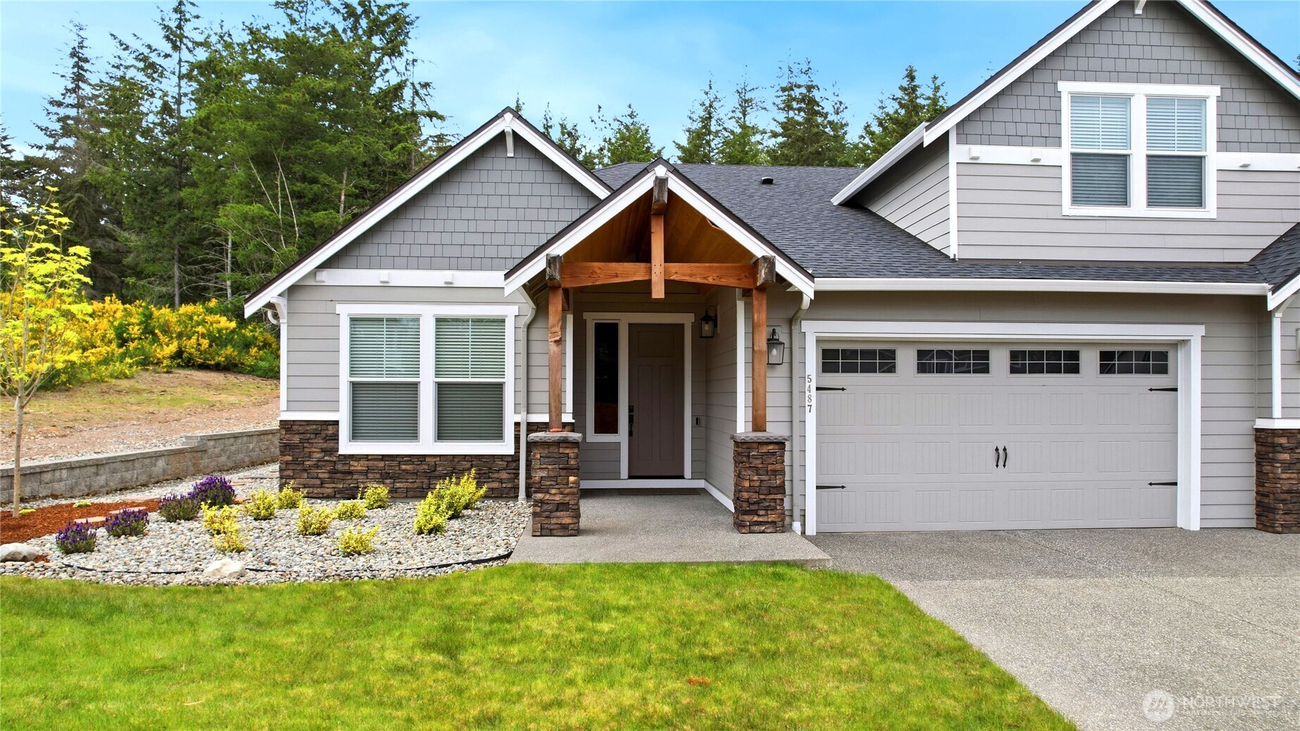 5487 Skyfall Place Property Photo 37