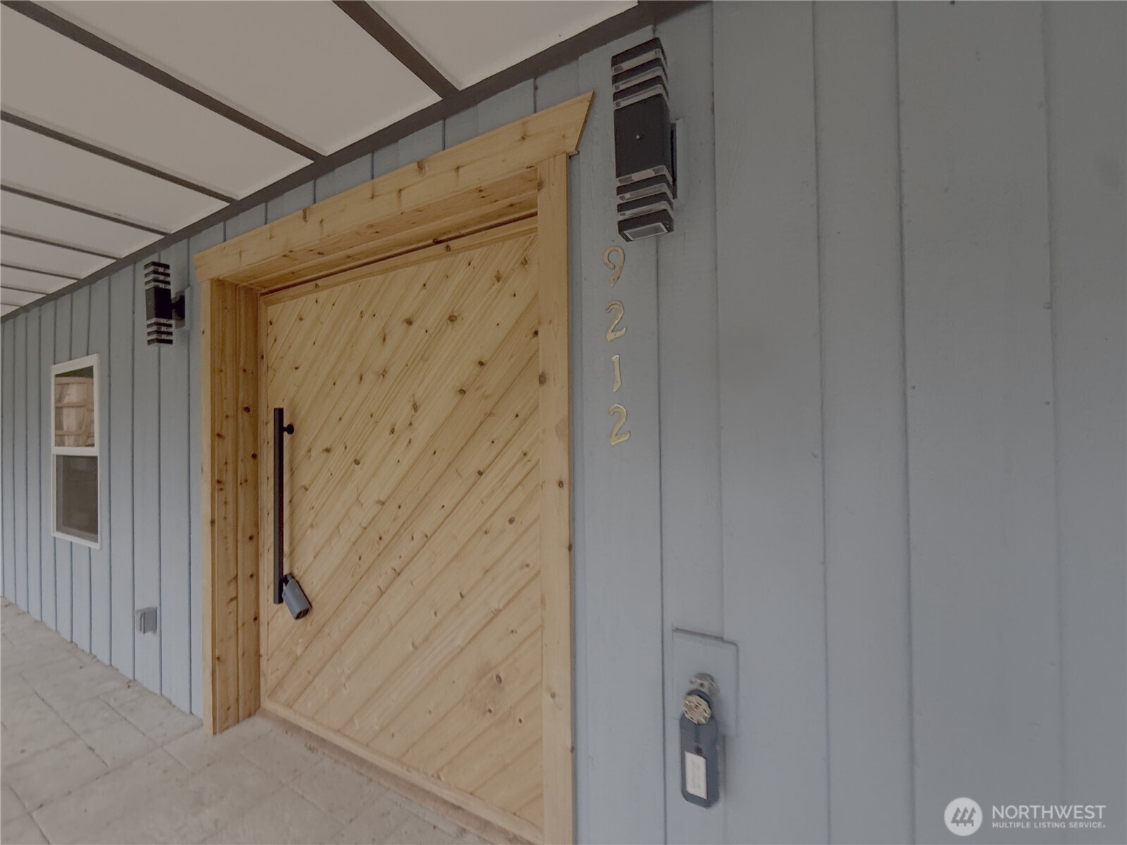 9212 Sw 274th Street Property Photo 2