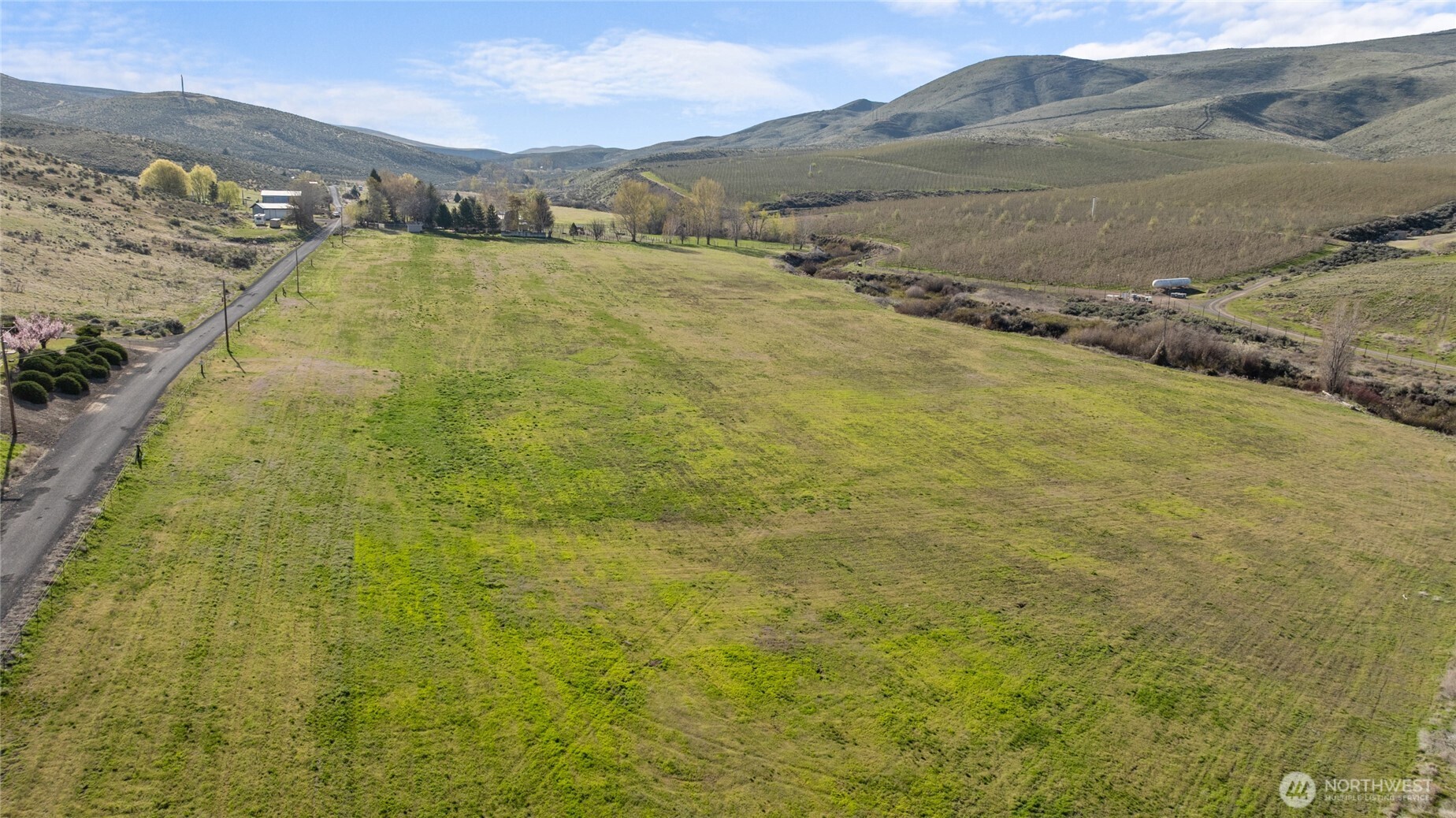 1260 Burbank Creek Road Property Photo 4