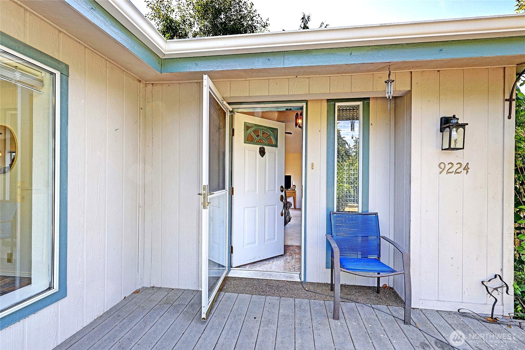 9224 192nd Street Property Photo 3