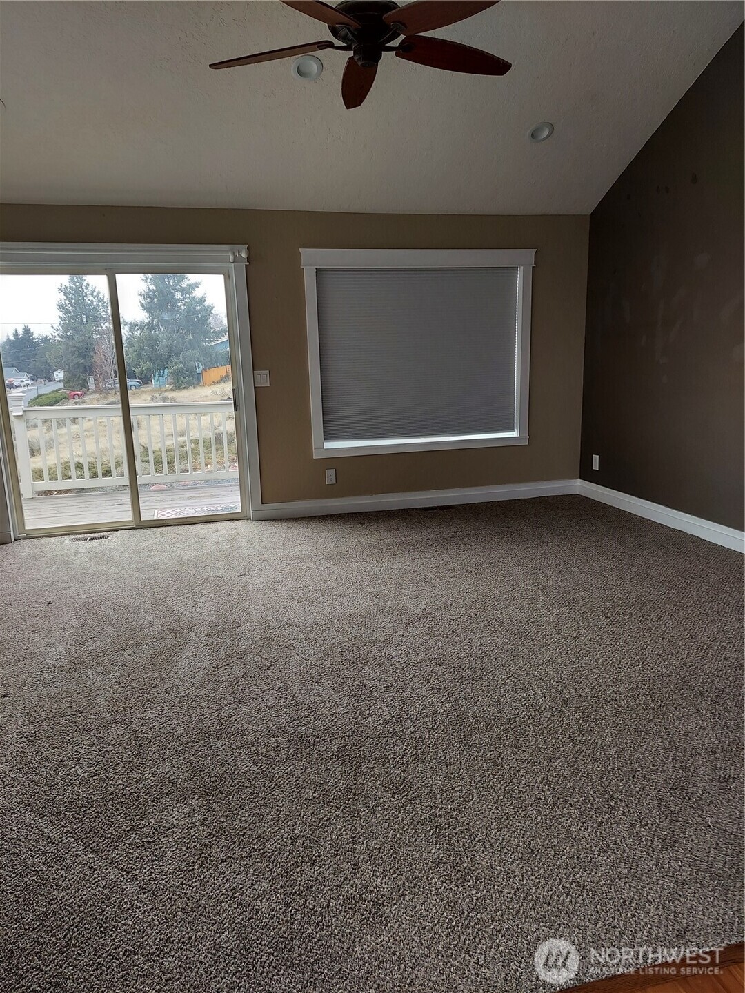 405 Strand Road Property Photo 21