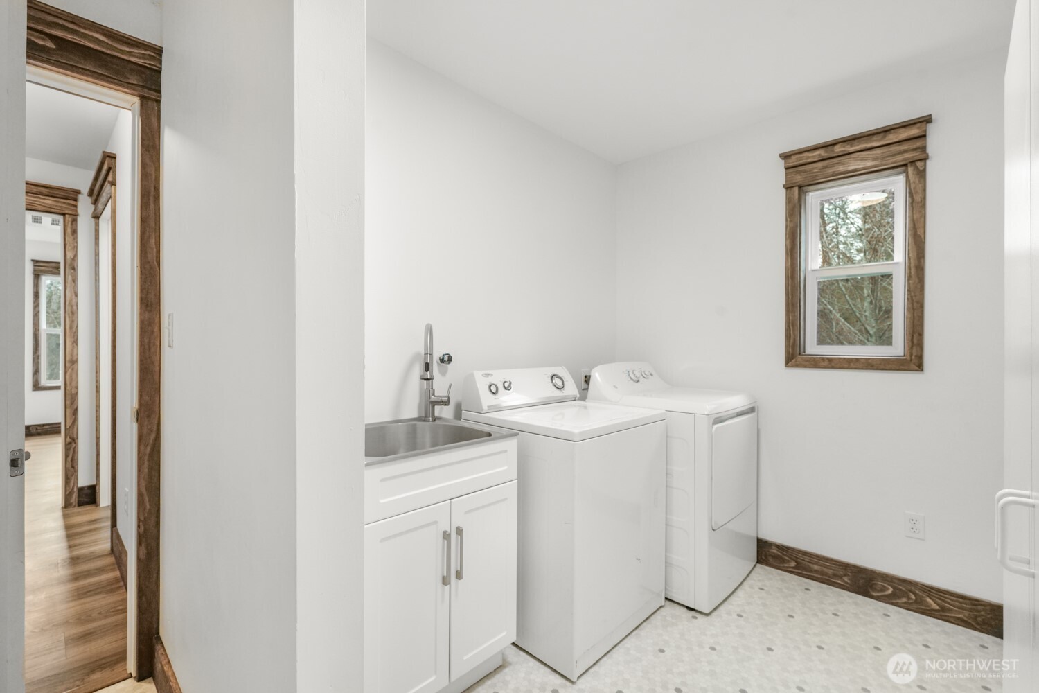 932 Zelinski Road Property Photo 23