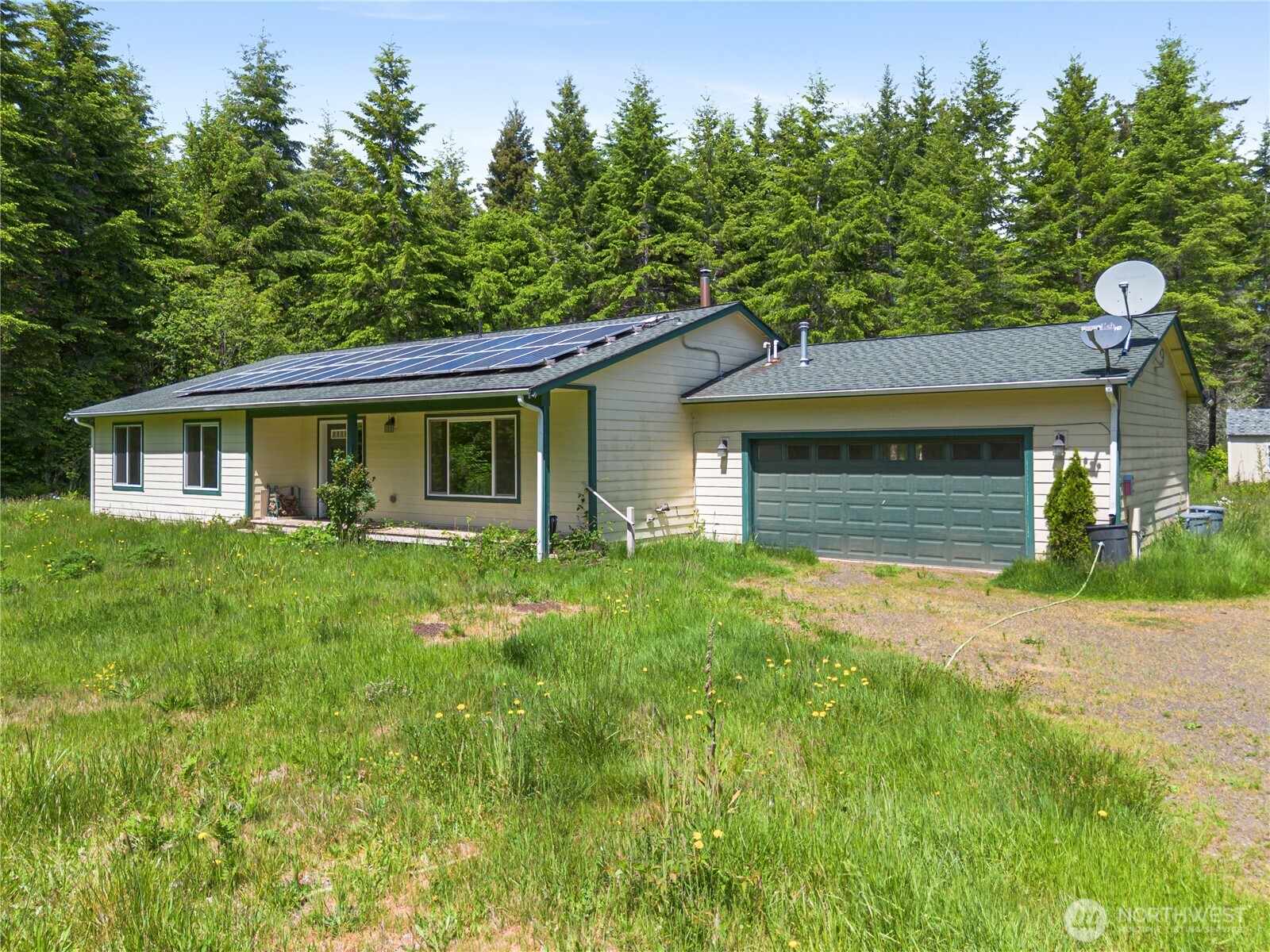 231 W New Moon Lane Property Photo 2
