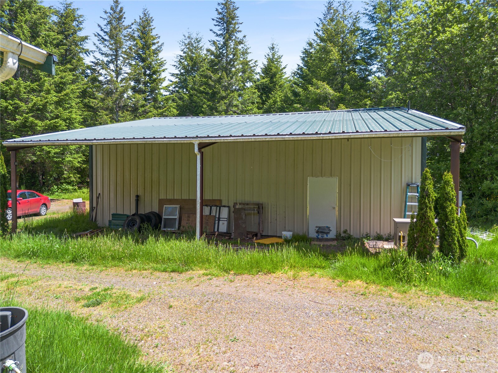 231 W New Moon Lane Property Photo 33