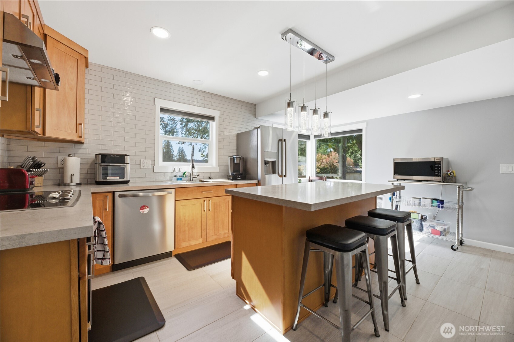 1913 Deville Drive Property Photo 17