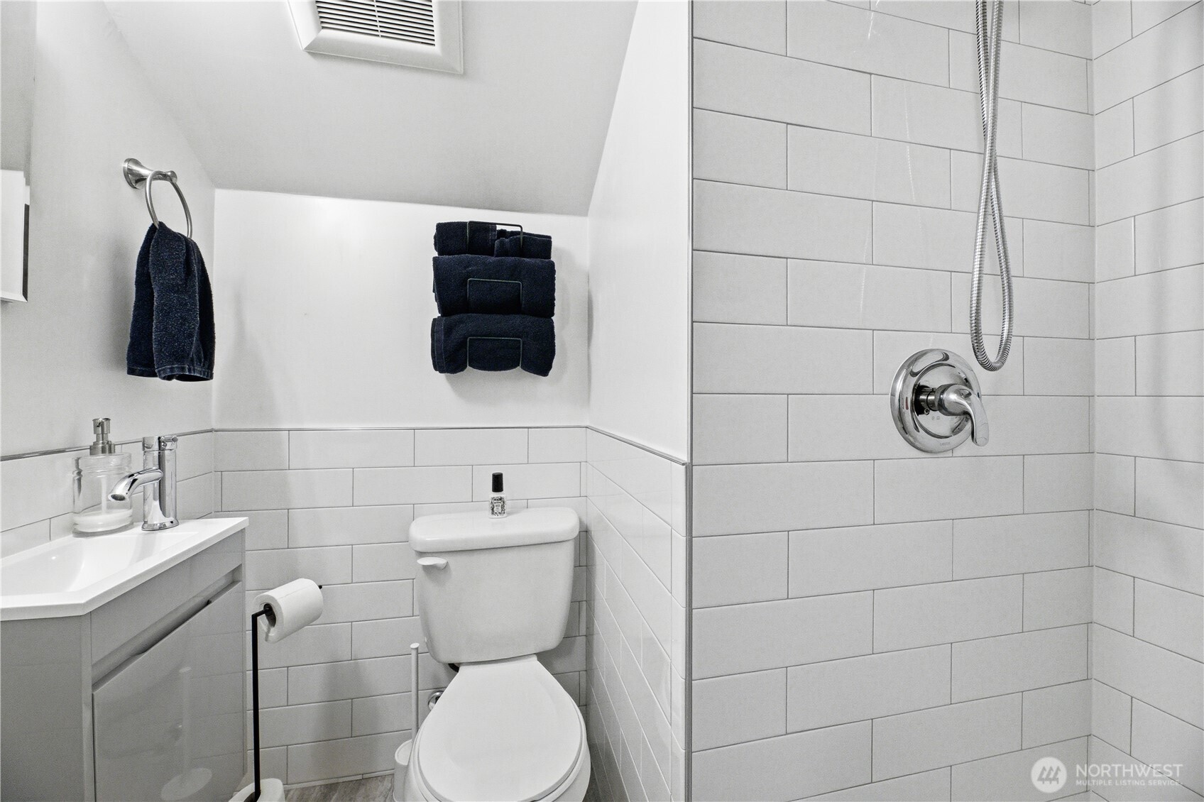 1913 Deville Drive Property Photo 28