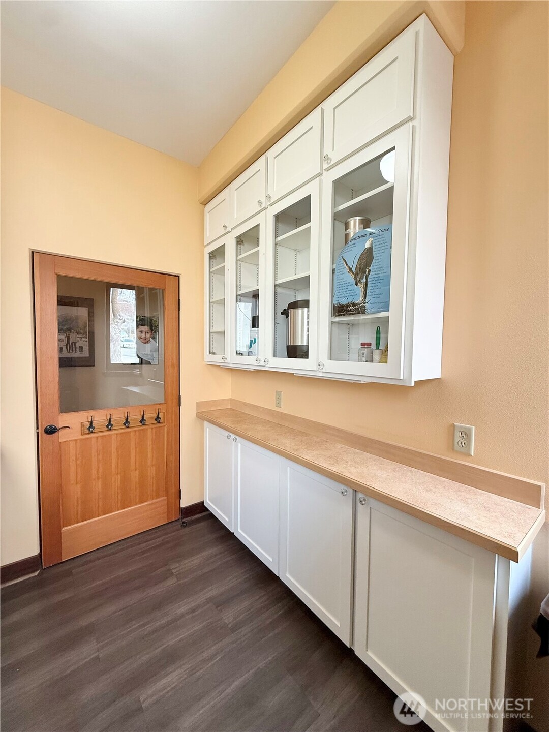 214 Pine Street Property Photo 14