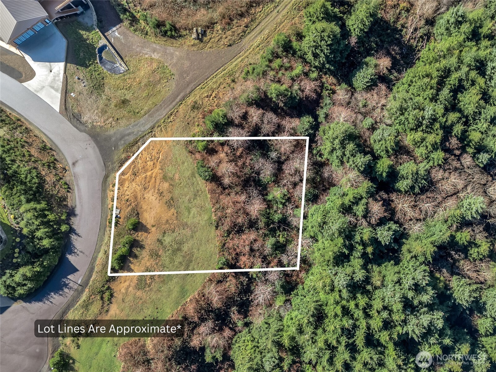 3038 Ocean View Court Property Photo 8