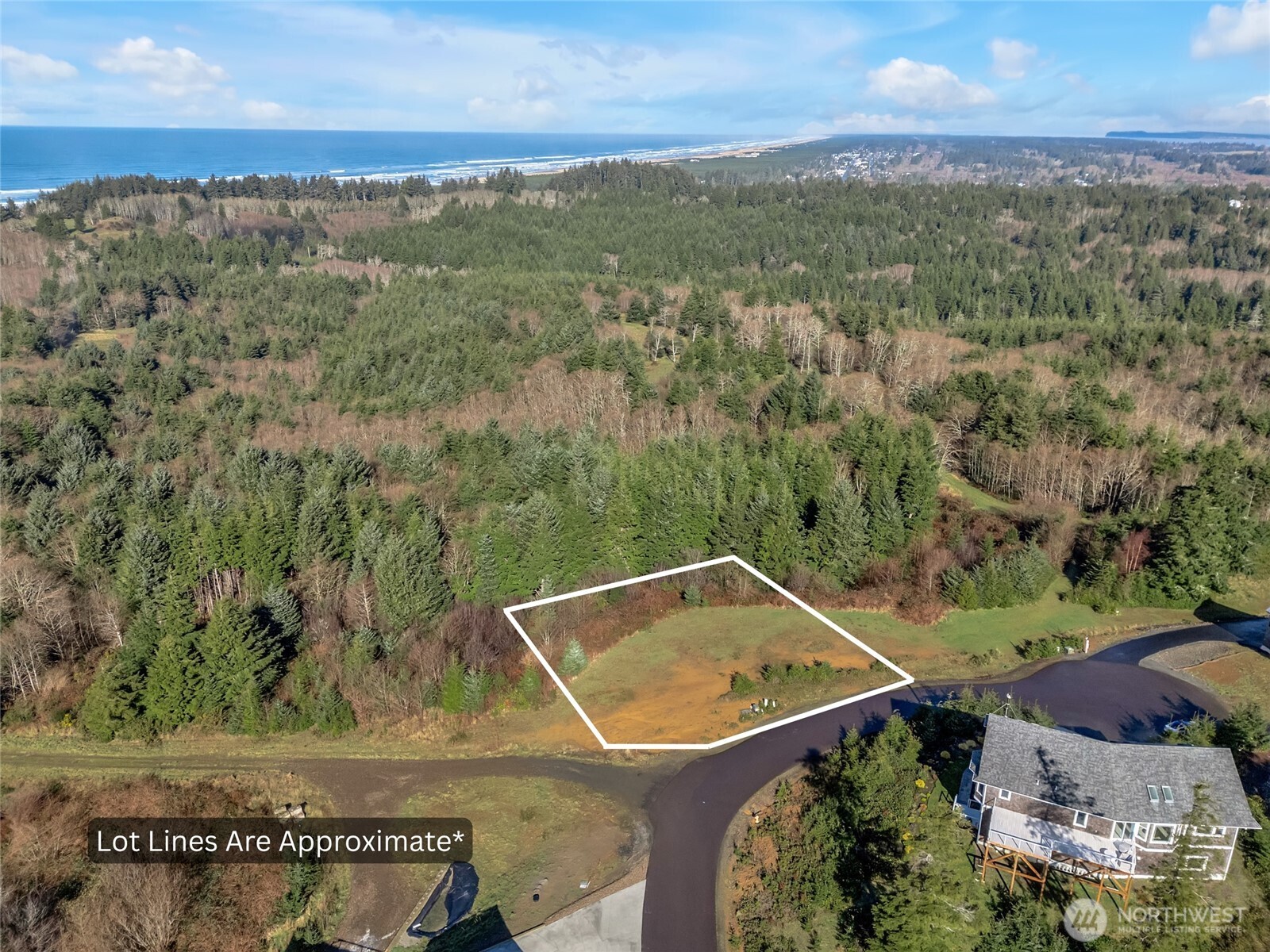 3038 Ocean View Court Property Photo 10
