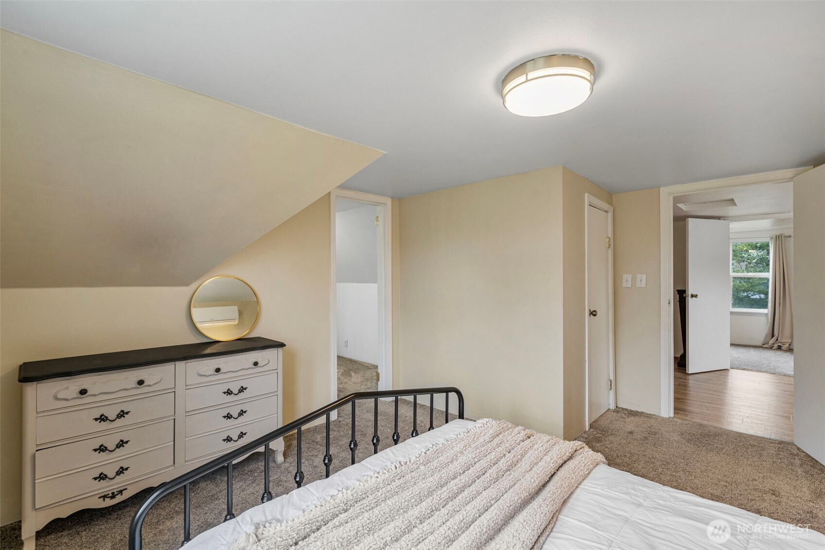 862 King Road Property Photo 30