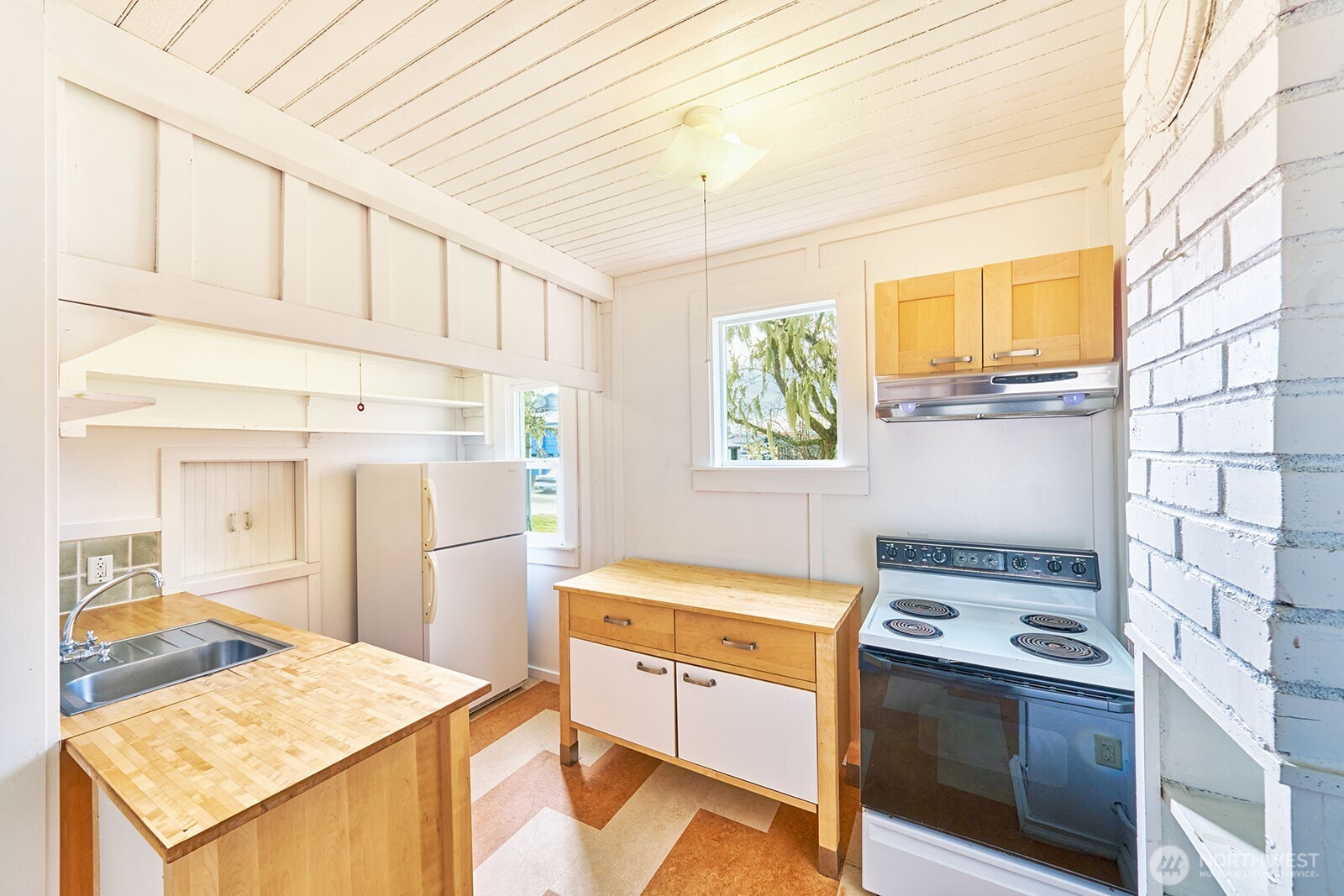 4302 L Place Property Photo 11