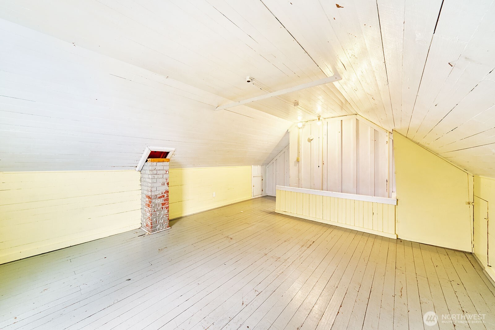 4302 L Place Property Photo 17