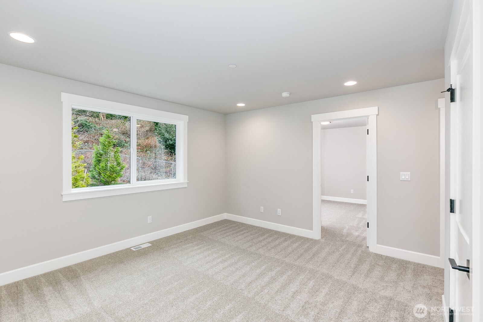 20316 94th Drive Property Photo 15