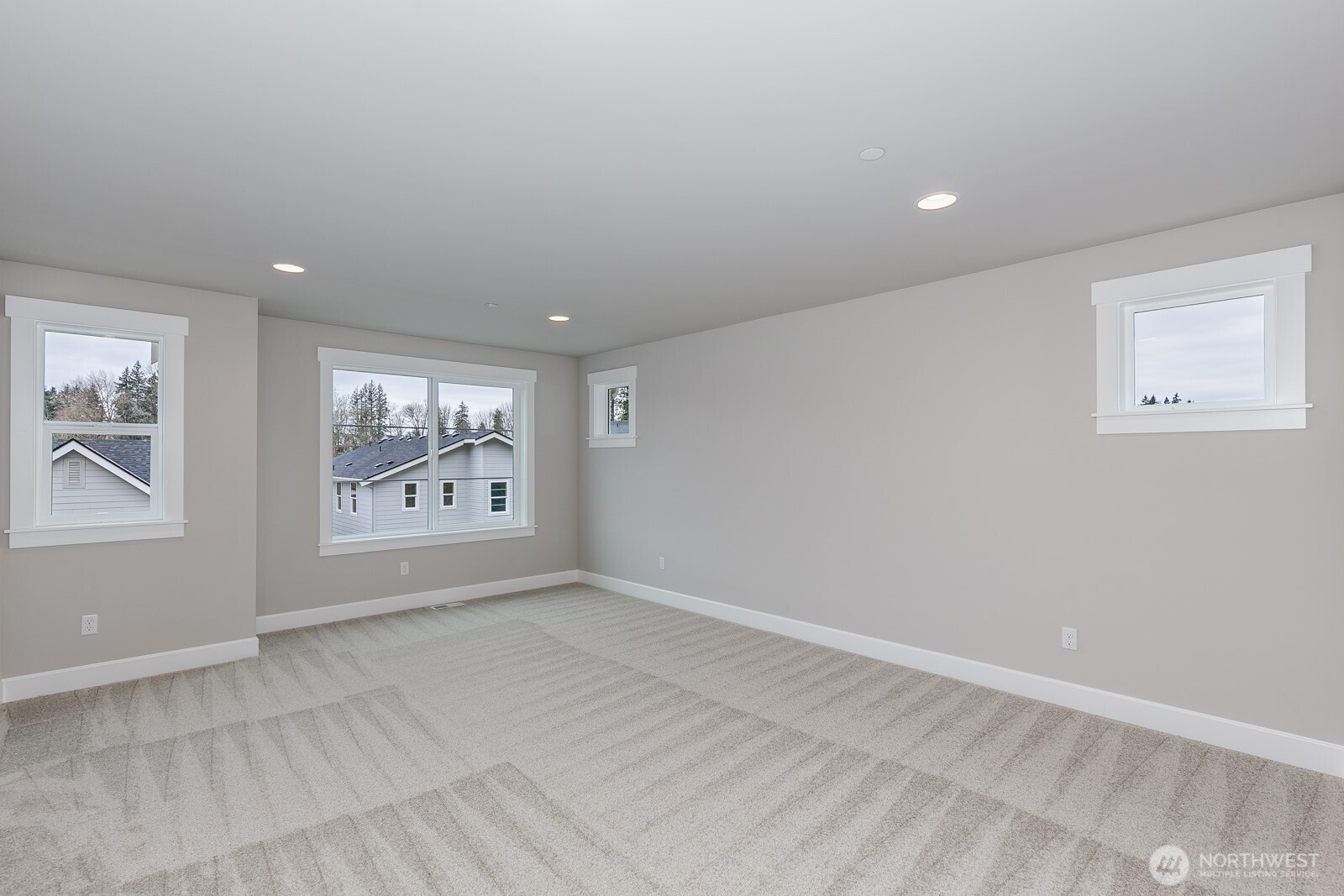 20316 94th Drive Property Photo 16
