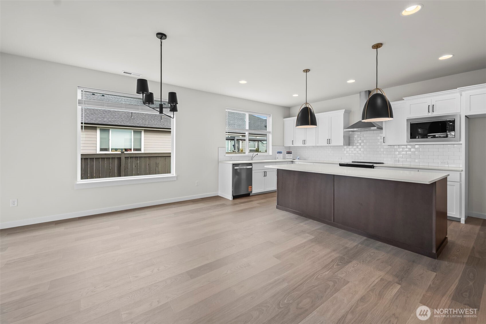 3183 Roosevelt Avenue Property Photo 8