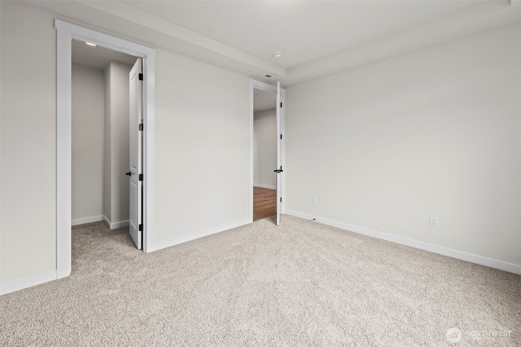 3183 Roosevelt Avenue Property Photo 12
