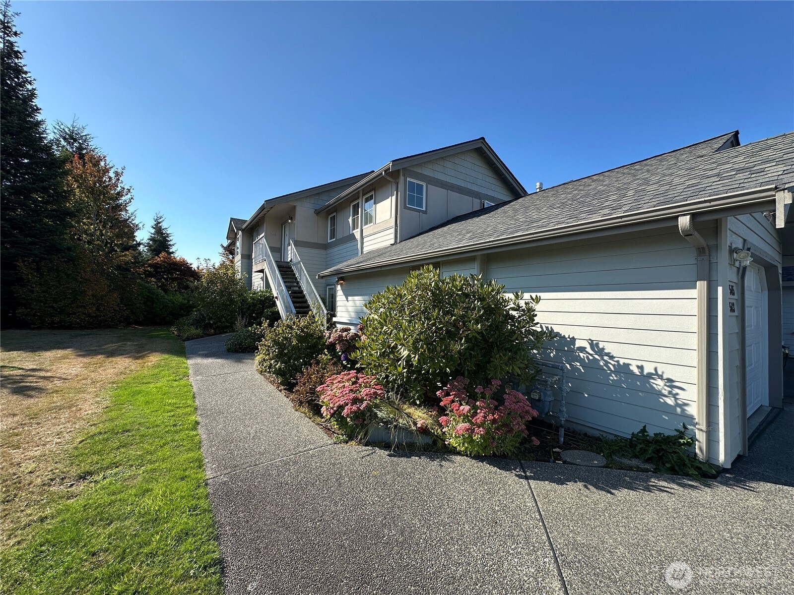 545 W Kellogg Road Property Photo 1