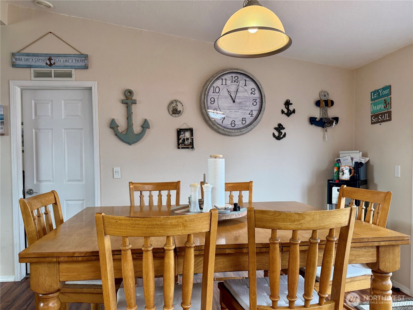 1207 215th Lane Property Photo 11