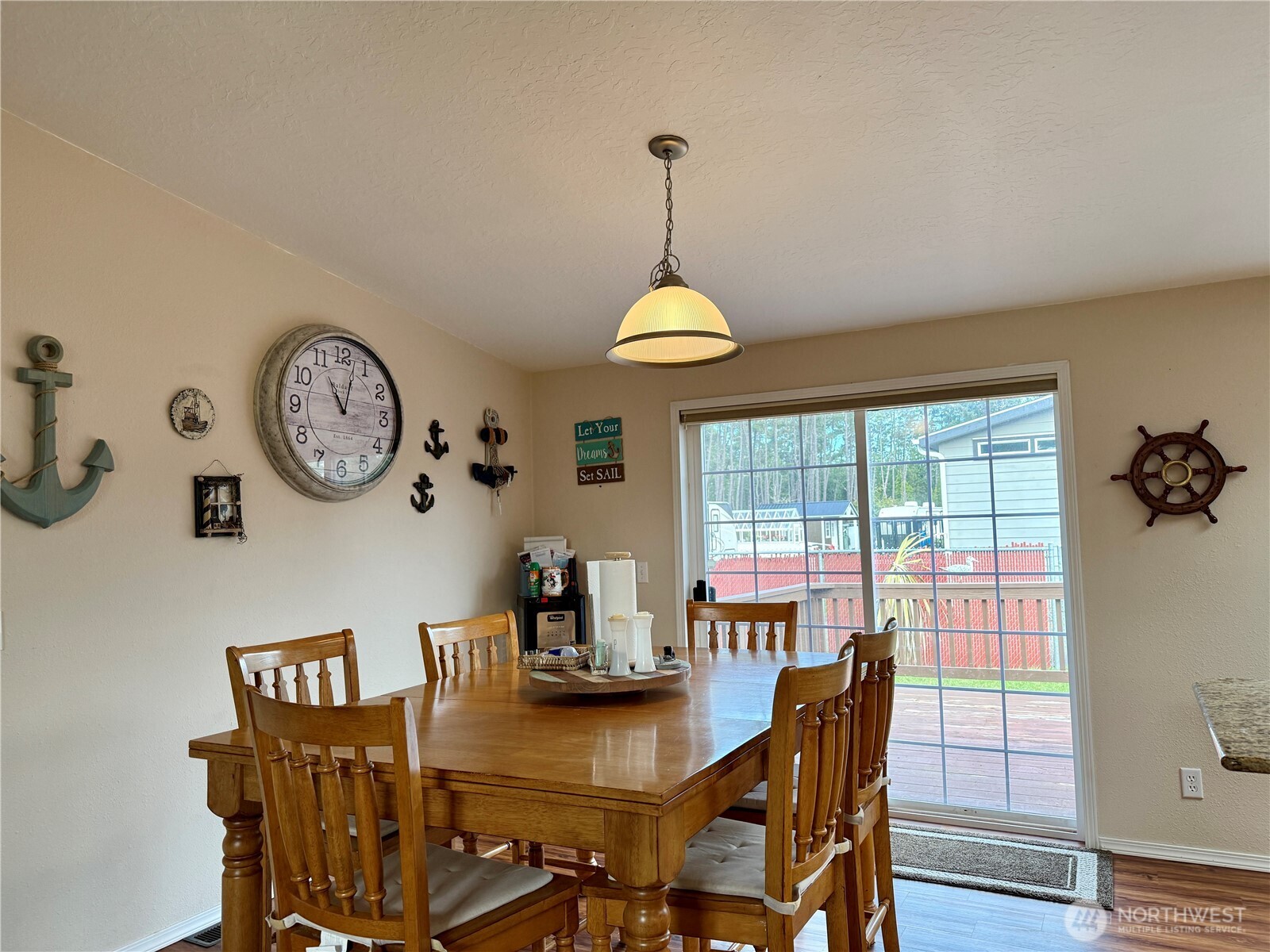 1207 215th Lane Property Photo 12