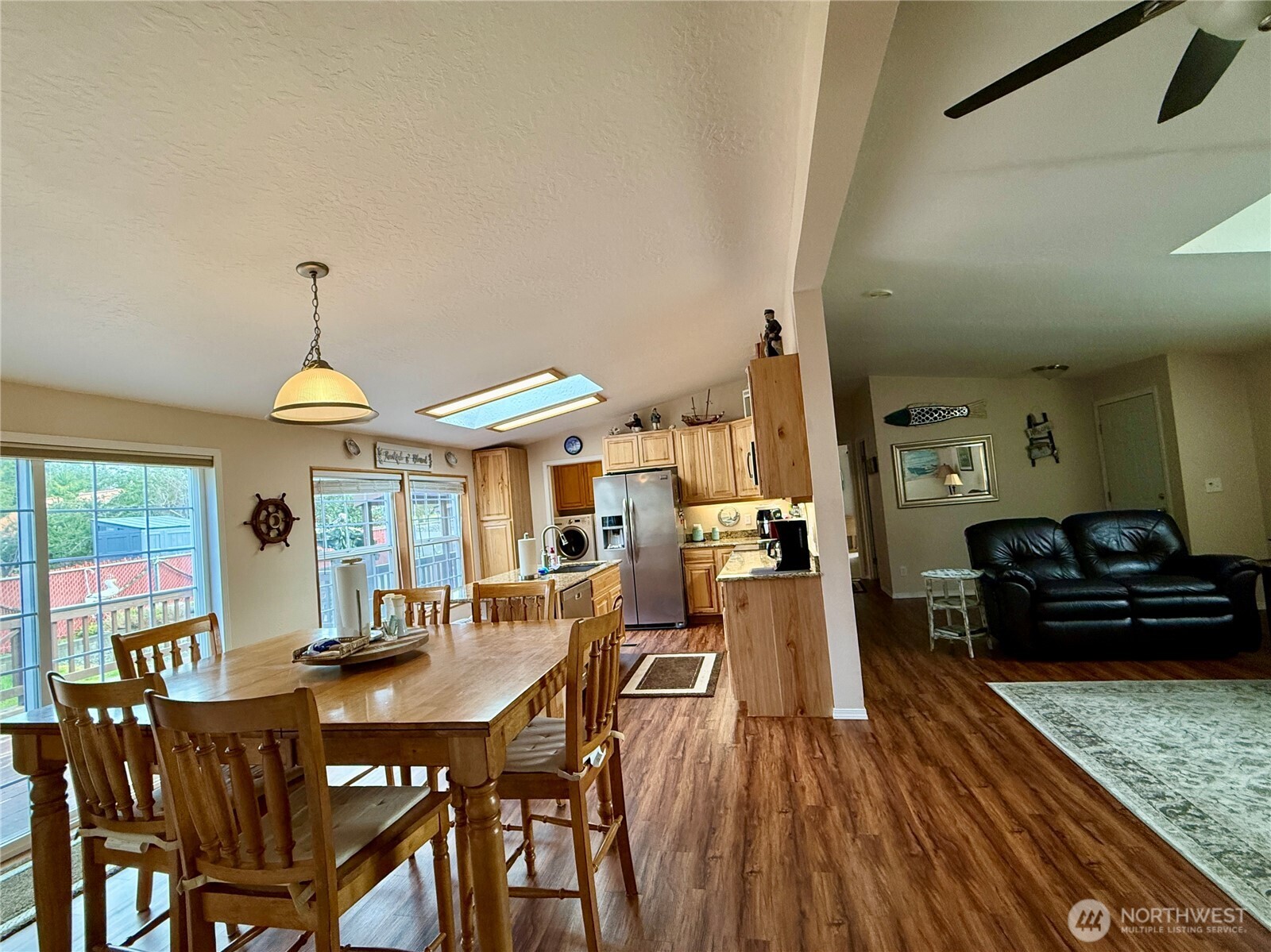 1207 215th Lane Property Photo 13