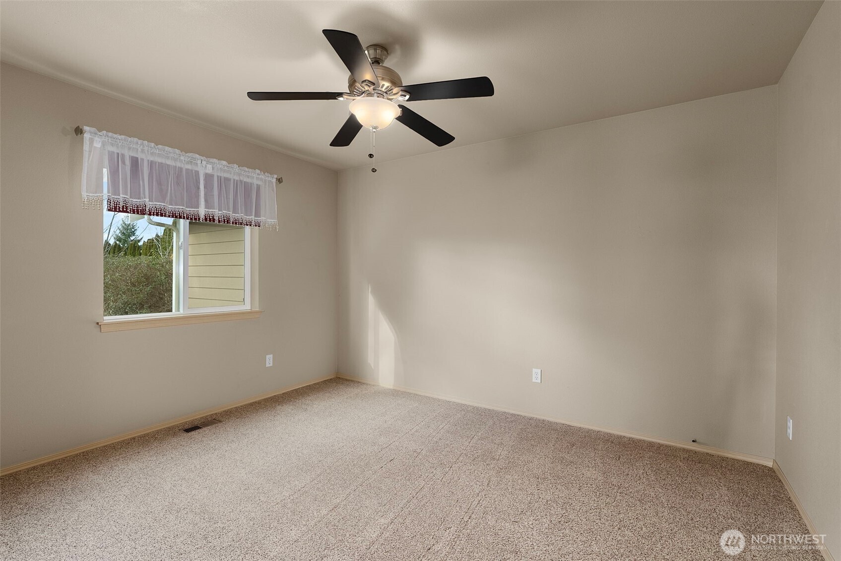117 Briarwood Court Property Photo 21